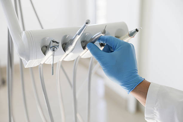 Professional Emergency Dentist technician working in Lepanto, AR